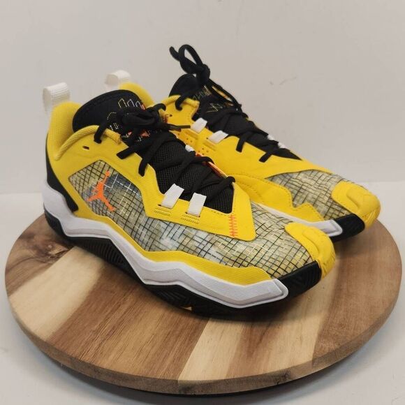 Jordan One Take 4 - Tour Yellow/Black- Black- White, Size 9.5 - Picture 4 of 14